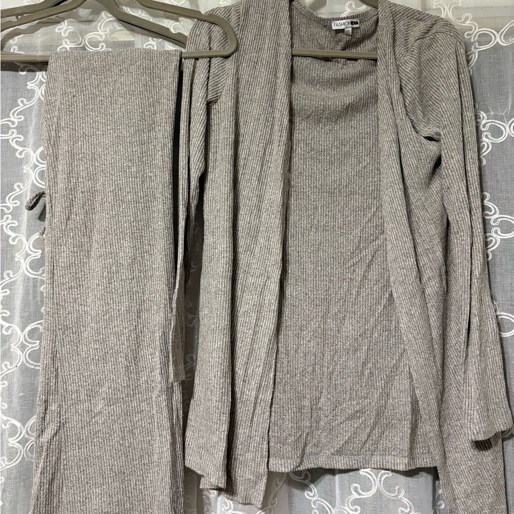 Fashion Nova Gray Knit Sweater